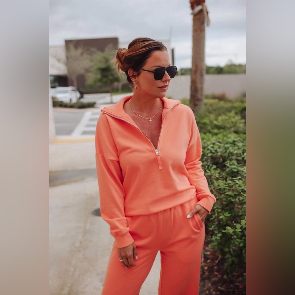 Abela Story + Co Unwind Quarter Zip Pullover Sweatshirt Coral Orange Size Medium